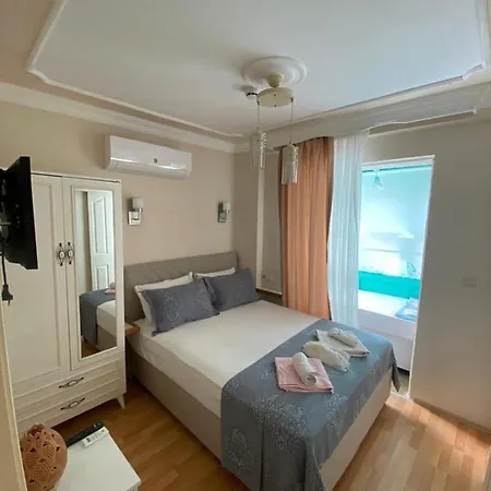 Πανσιόν Aral Turkuaz