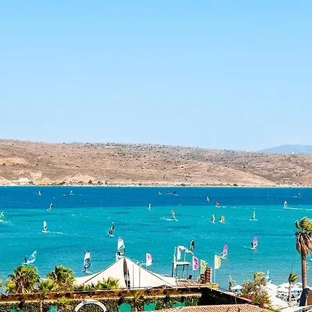 Aral Turkuaz Çeşme