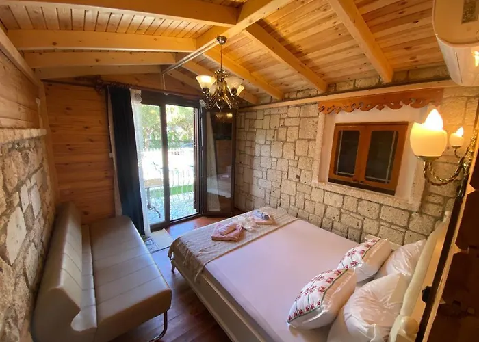 Gasthof Aral Turkuaz Çeşme