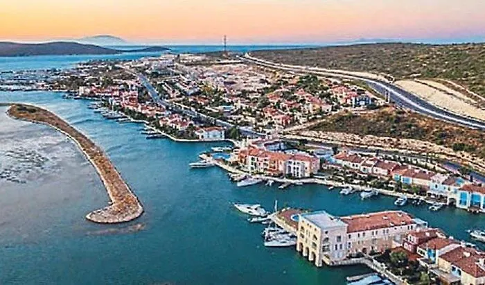 Gasthof Aral Turkuaz Çeşme